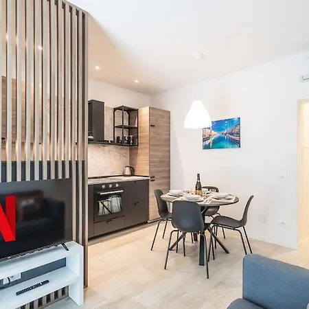 Amazhome - New & Comfort, Per Perfetta Riccione