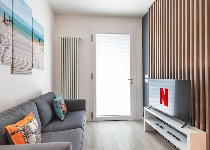 Amazhome - New & Comfort, Per Perfetta Apartment *